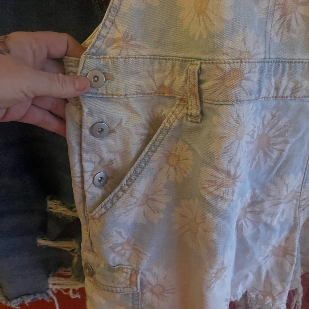 No Boundaries Light Blue Floral Overalls - Picture 6 of 16